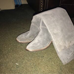 I bought them and never wore them not a fan of boots